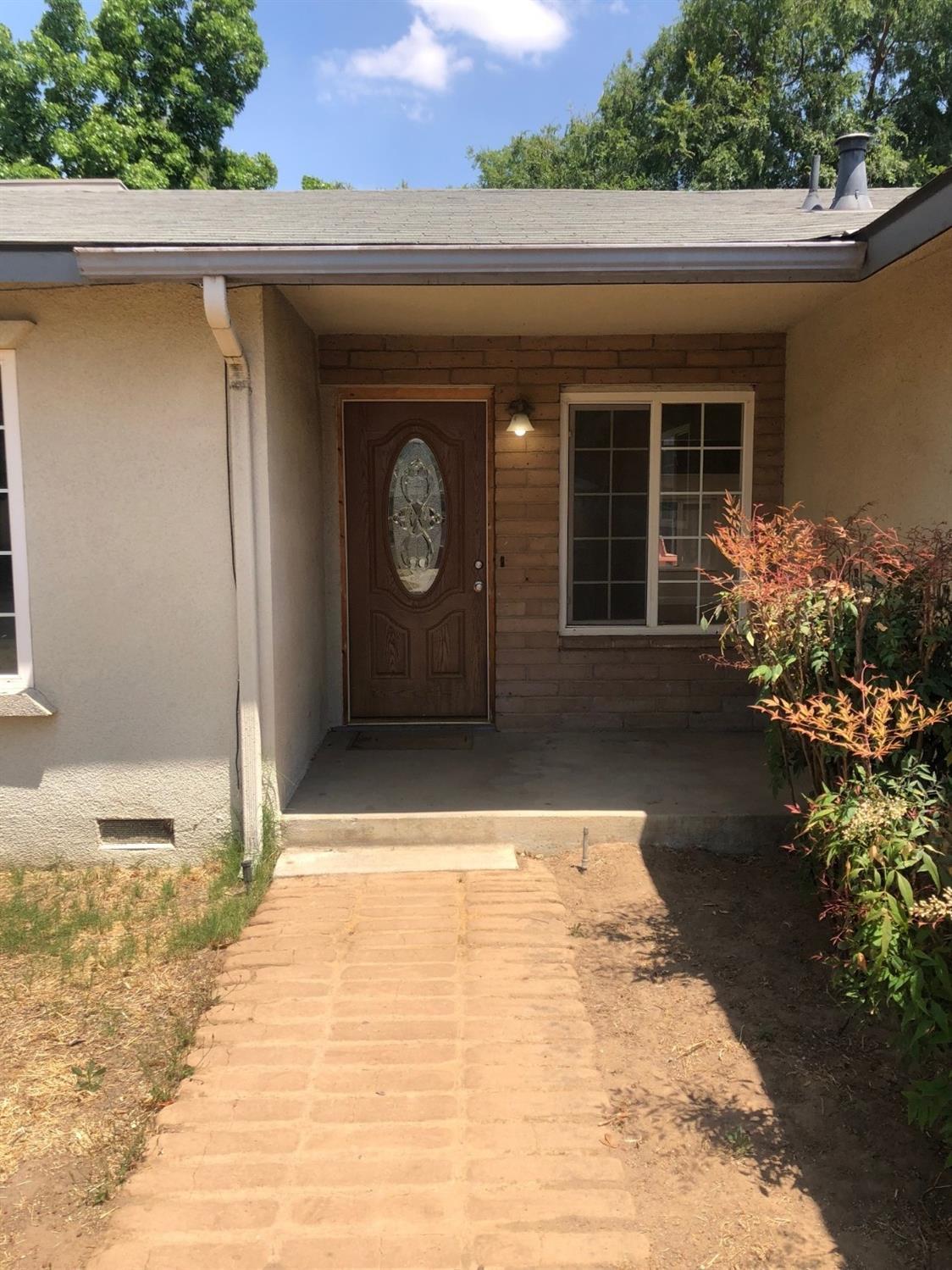 2553 Renn Avenue - Photo 1
