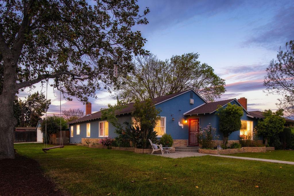 644 Brown Avenue - Photo 1