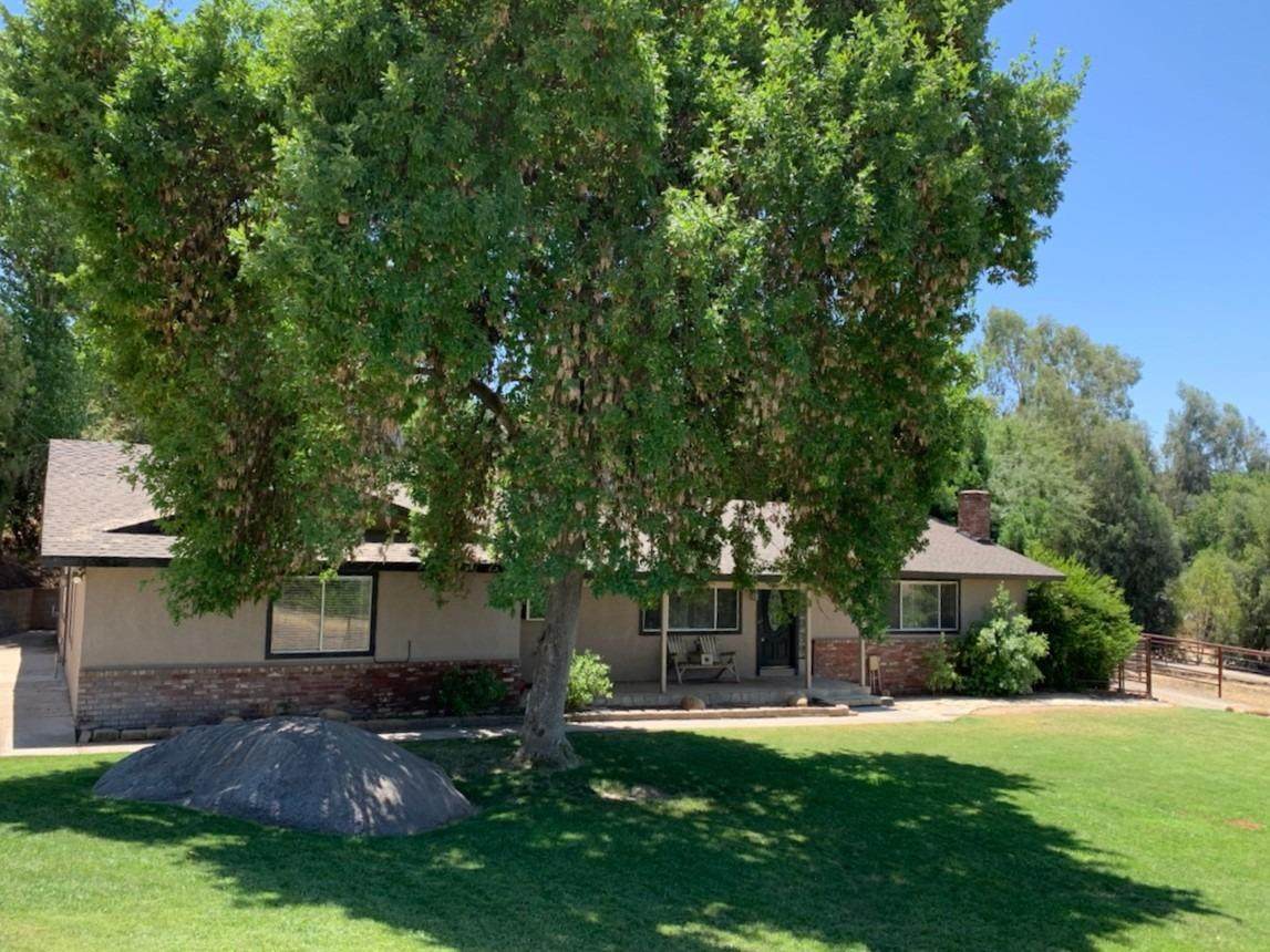 32737 Maverick Drive - Photo 1