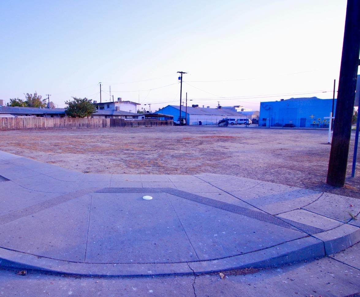 320 D Street - Photo 1
