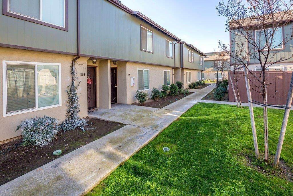4875 Mckinley Avenue - Photo 1