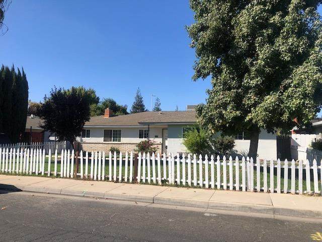 2809 Hillcrest - Photo 1