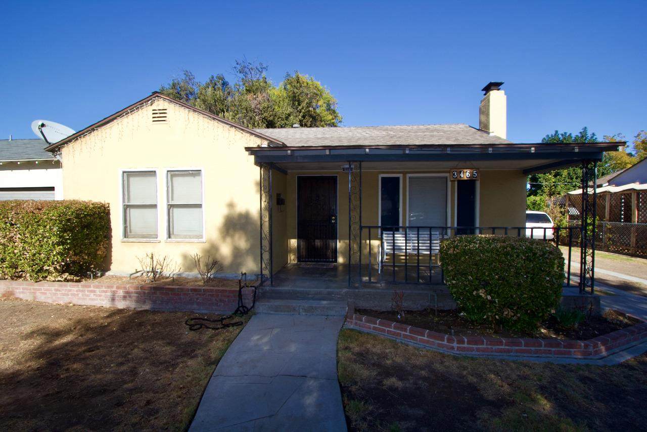 3465 Pine Avenue - Photo 1