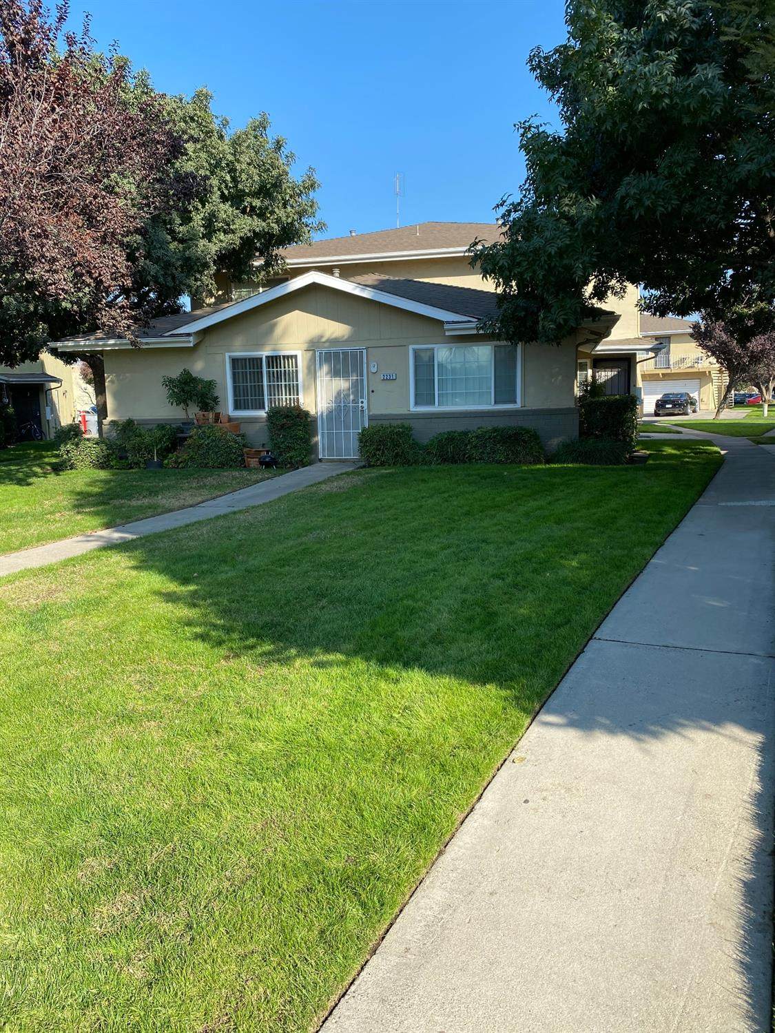 2231 Sylmar Avenue - Photo 1