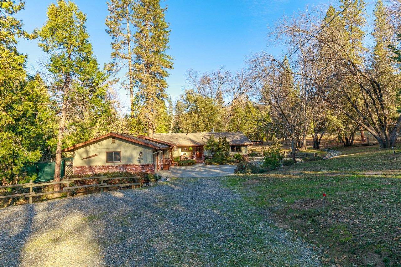5621 Ponderosa Court - Photo 1