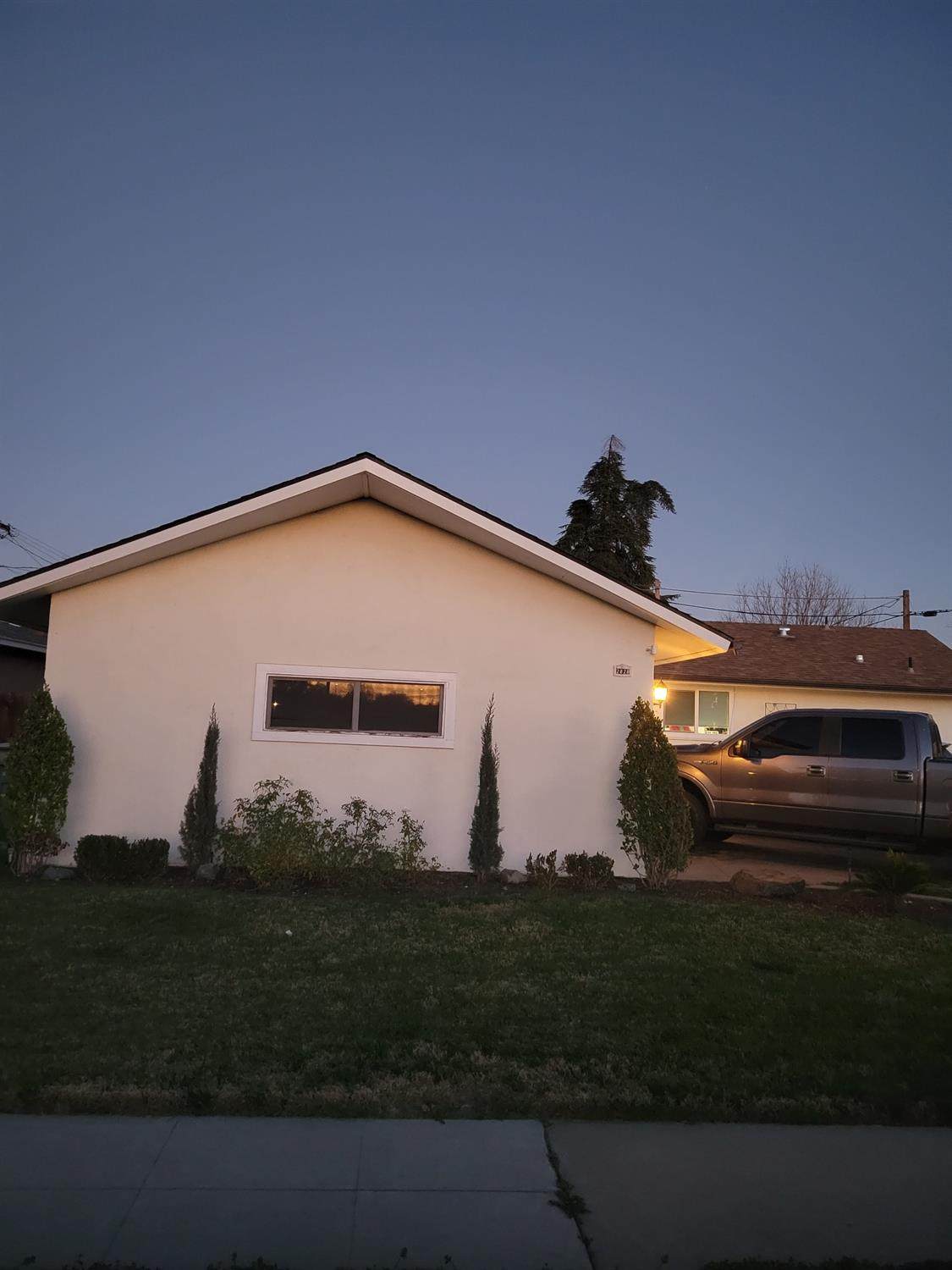 2828 Fisher Street - Photo 1