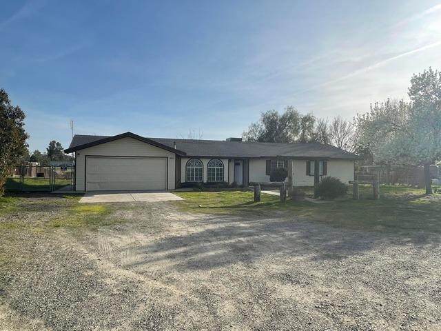 34810 Avenue 15 - Photo 1