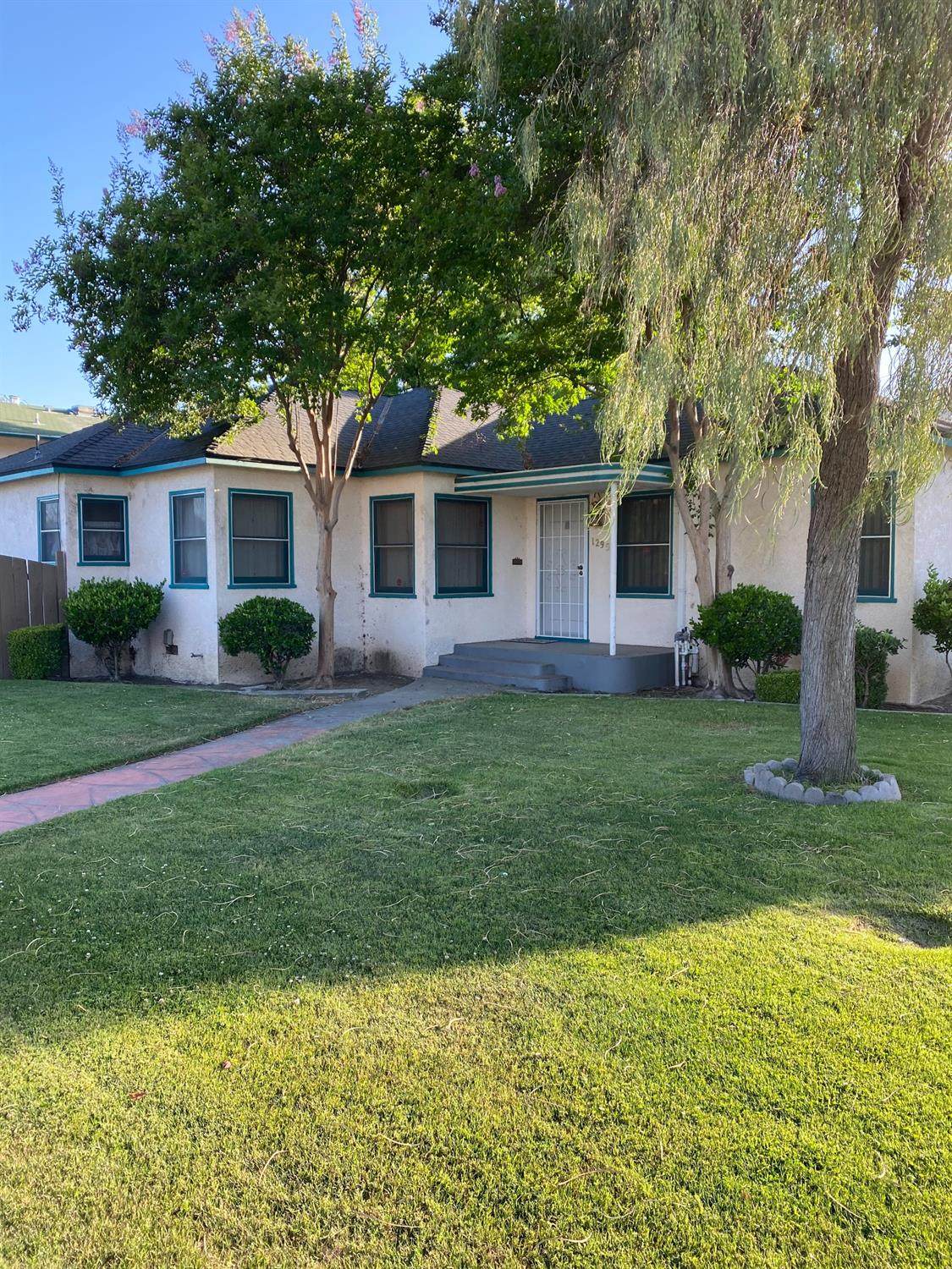 1295 Fruit Avenue - Photo 1