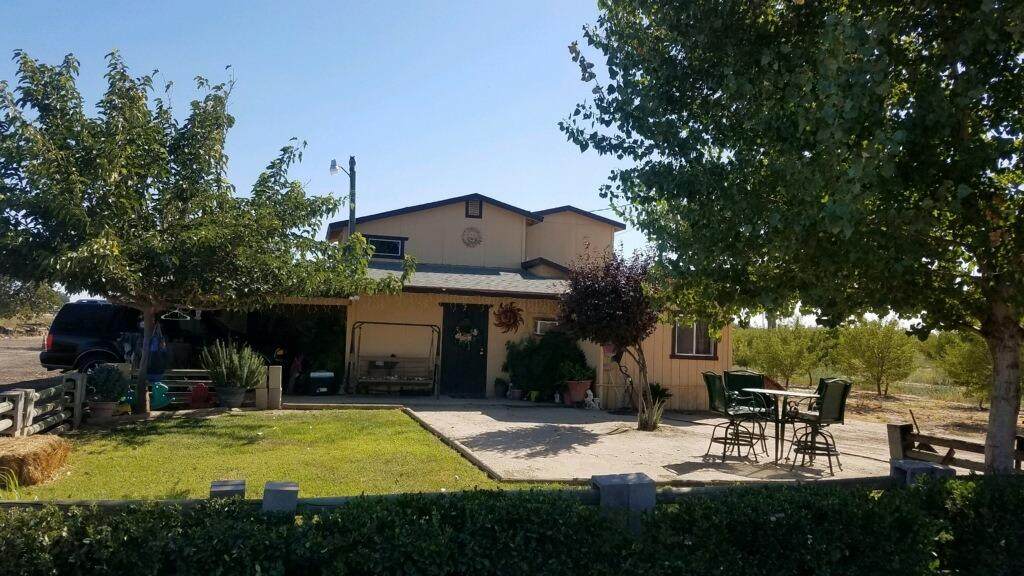 8353 Church Avenue - Photo 1