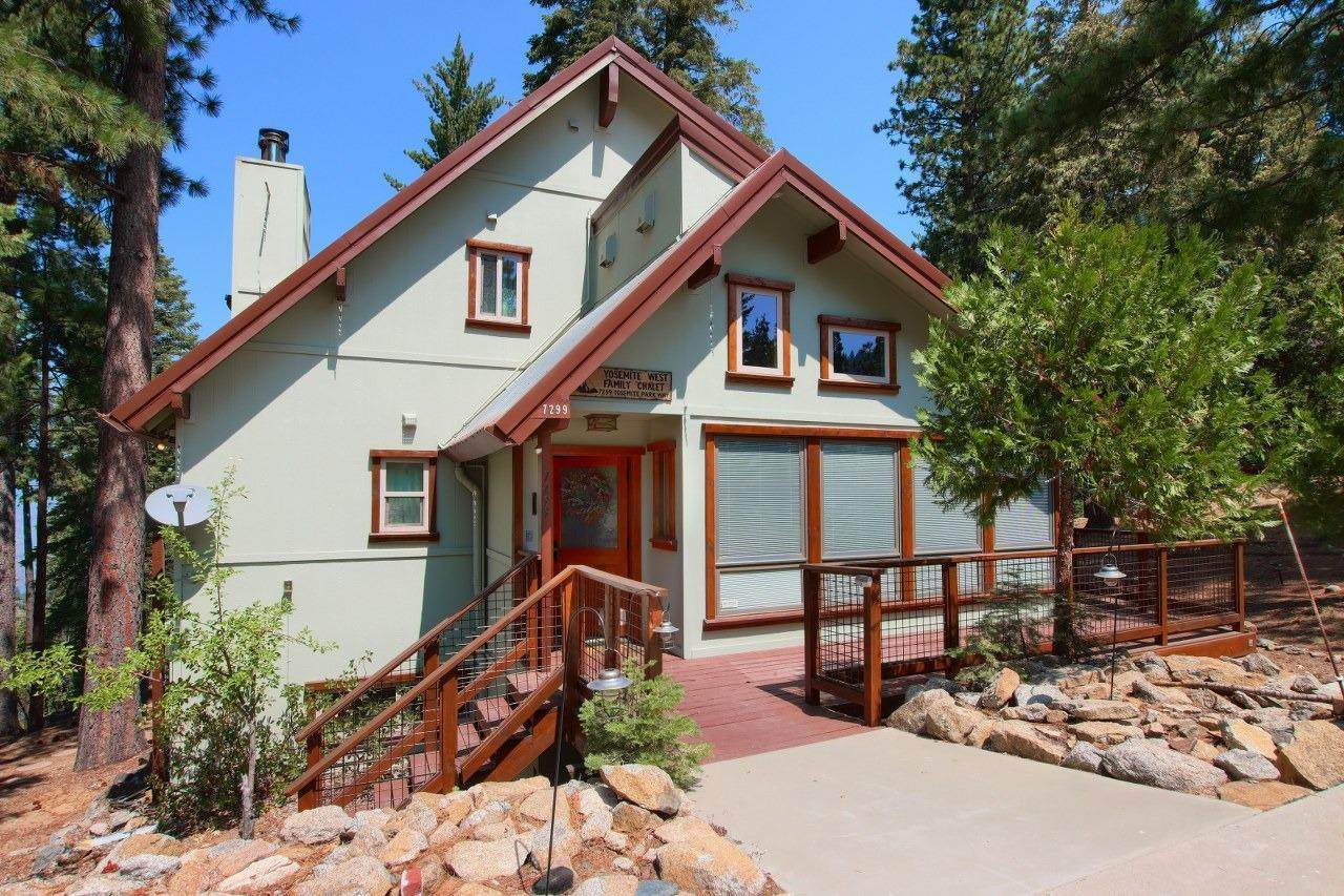 7299 Yosemite Park Way - Photo 1