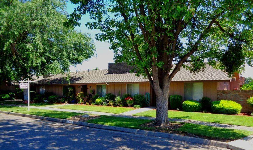 5090 College Avenue - Photo 1