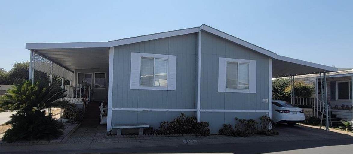 1001 Sylmar Avenue - Photo 1
