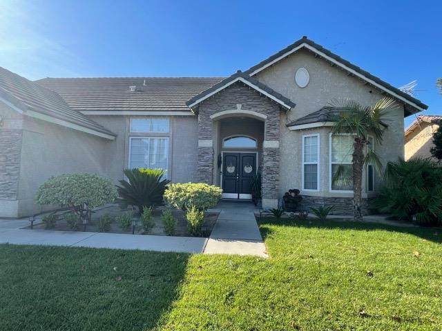 15643 Middleton Avenue - Photo 1