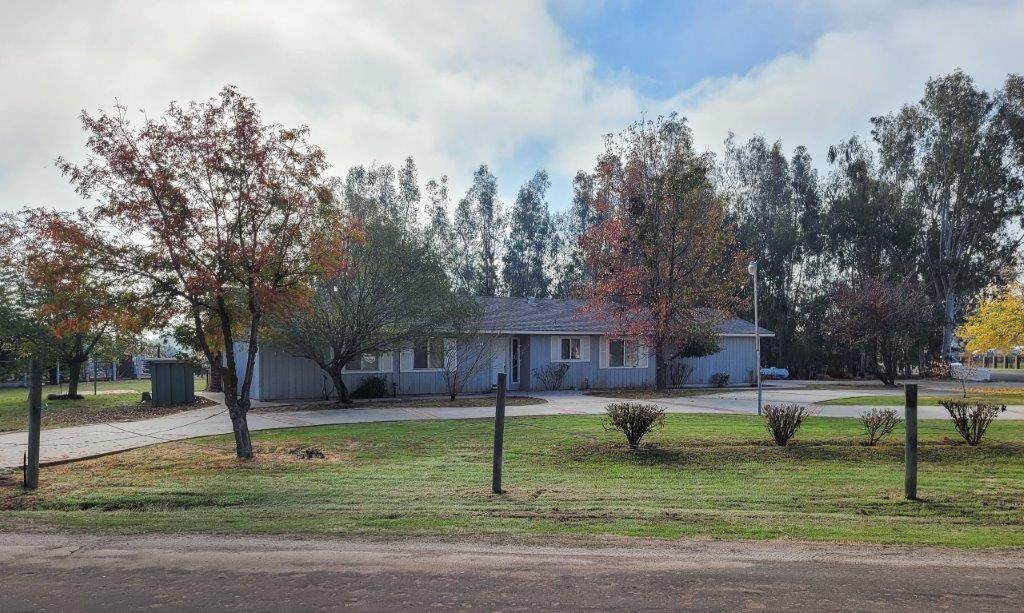 18223 Fairfield Drive - Photo 1