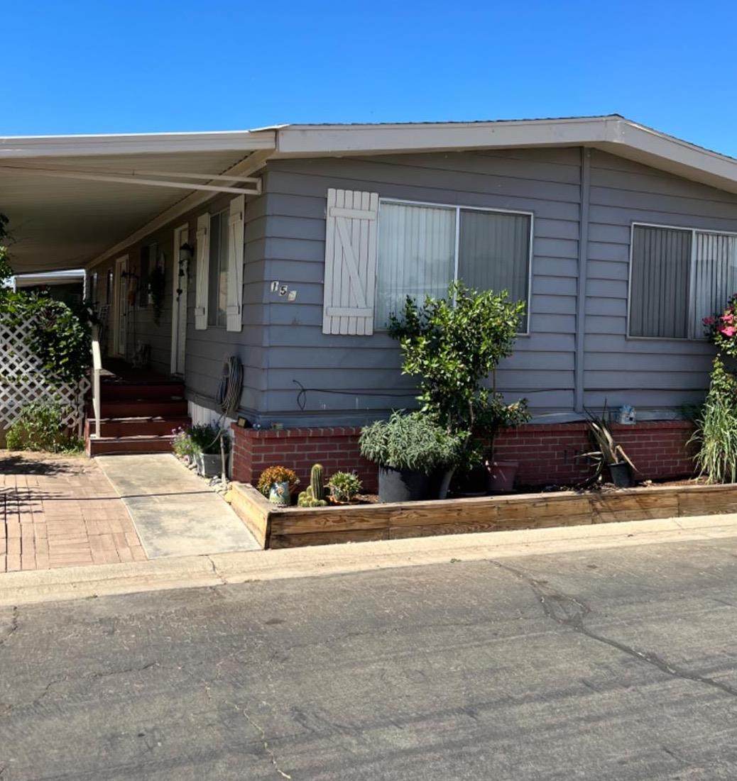 2575 Willow Avenue - Photo 1