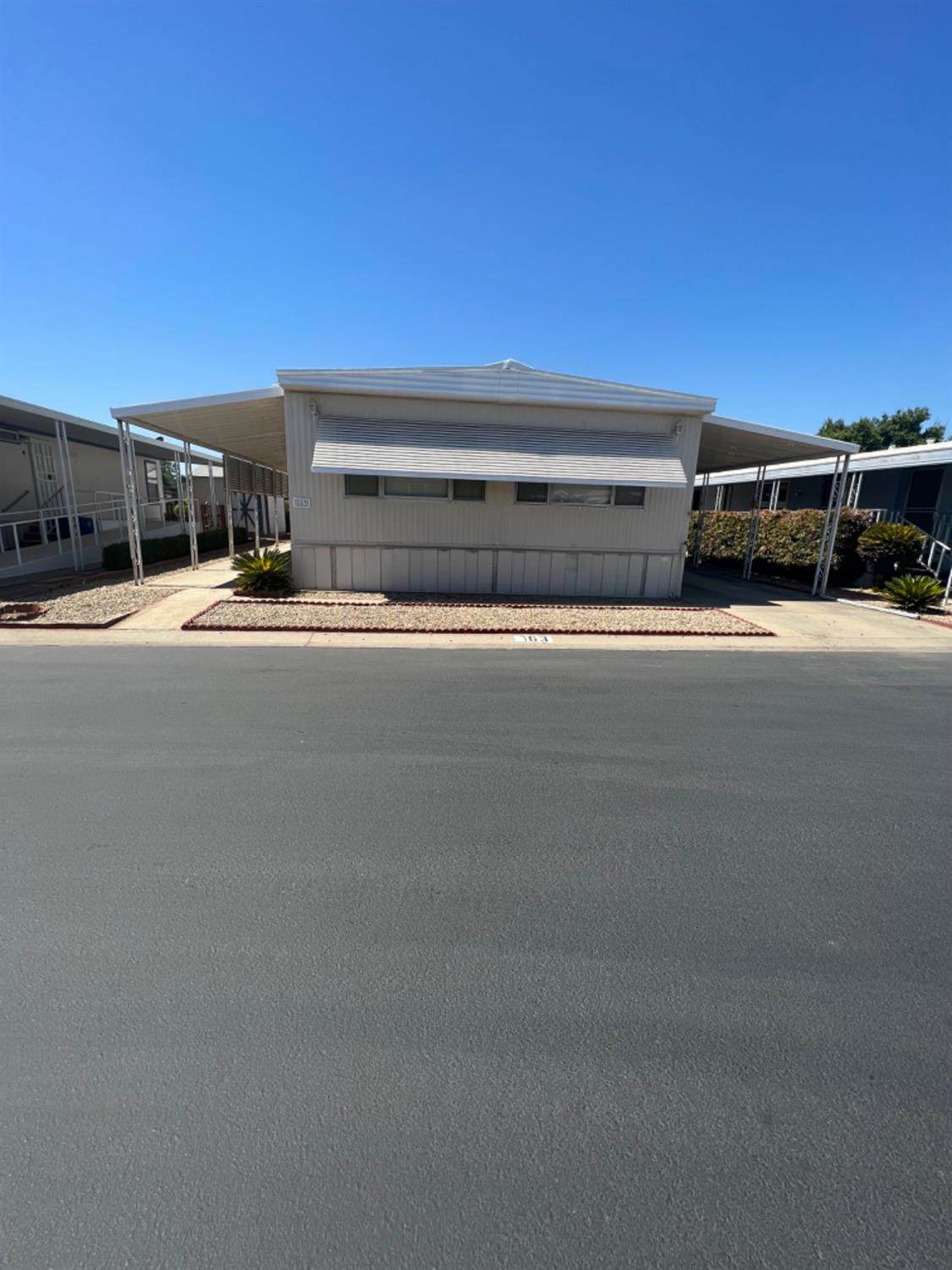 1001 Sylmar Avenue - Photo 1