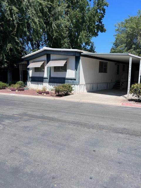 9360 Blackstone Avenue - Photo 1