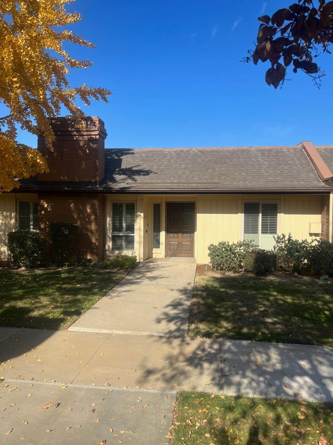 945 Clovis Avenue - Photo 1