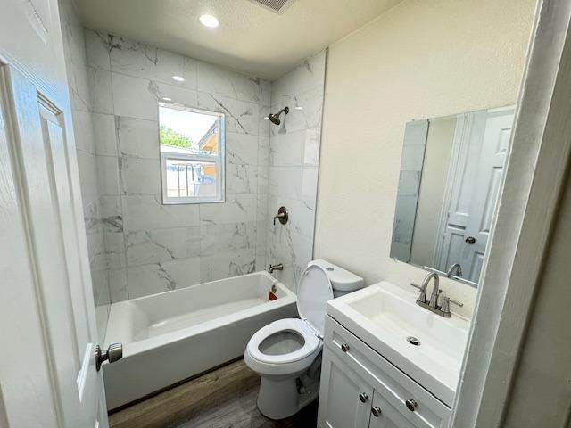 https://bt-photos.global.ssl.fastly.net/fresno/orig_boomver_1_612050-2.jpg