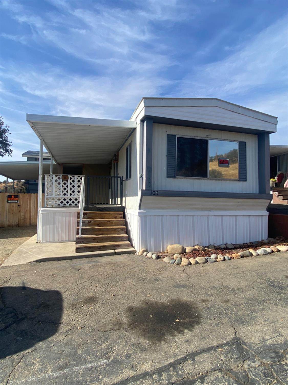 32301 Trimmer Springs Rd - Photo 1