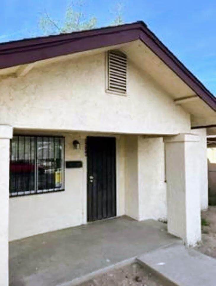 2524 Grant Avenue - Photo 1
