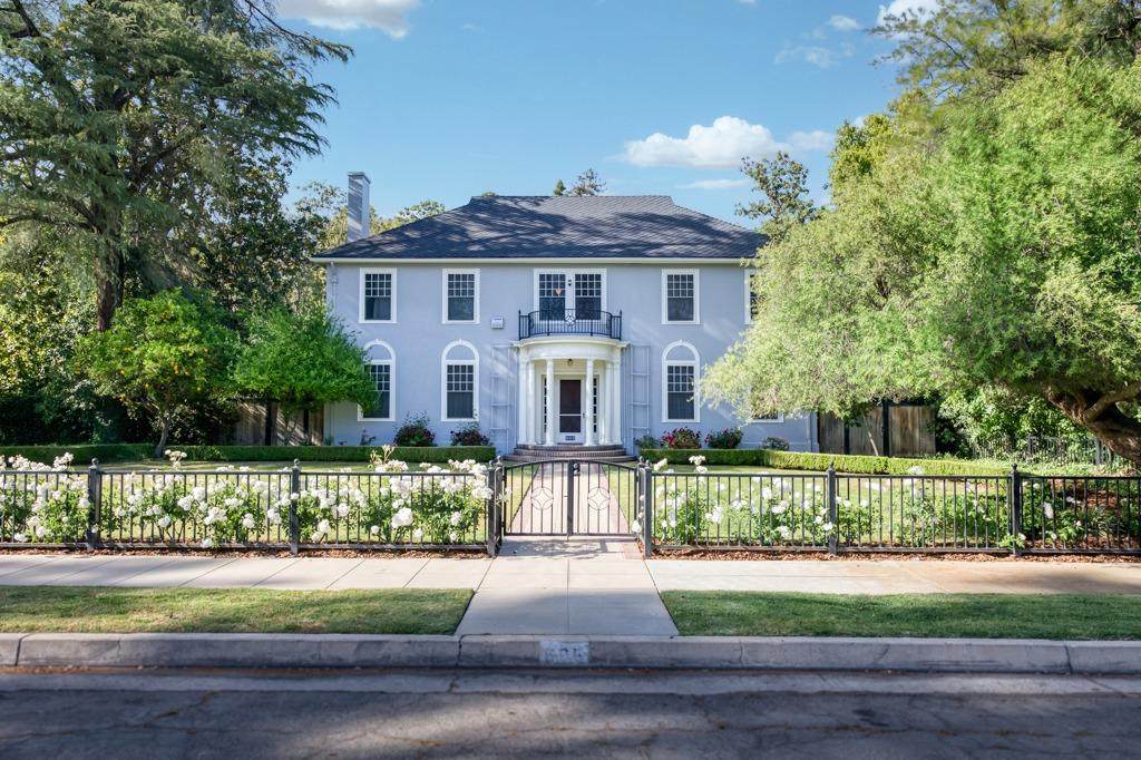 605 Home Avenue - Photo 1