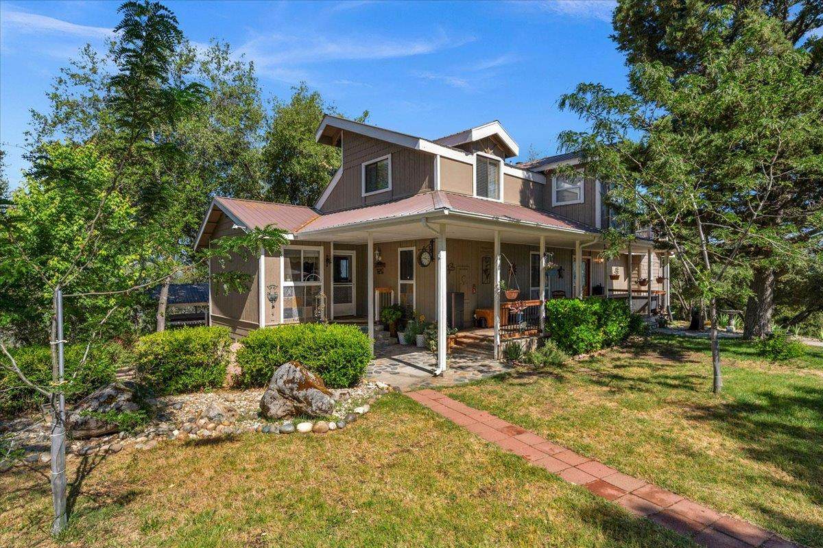 46281 Eastwood Drive - Photo 1