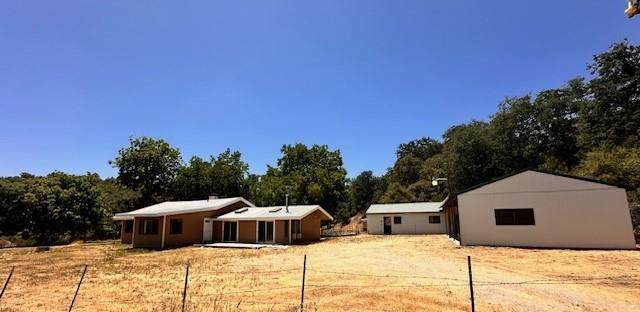 45911 Orchard Drive - Photo 1