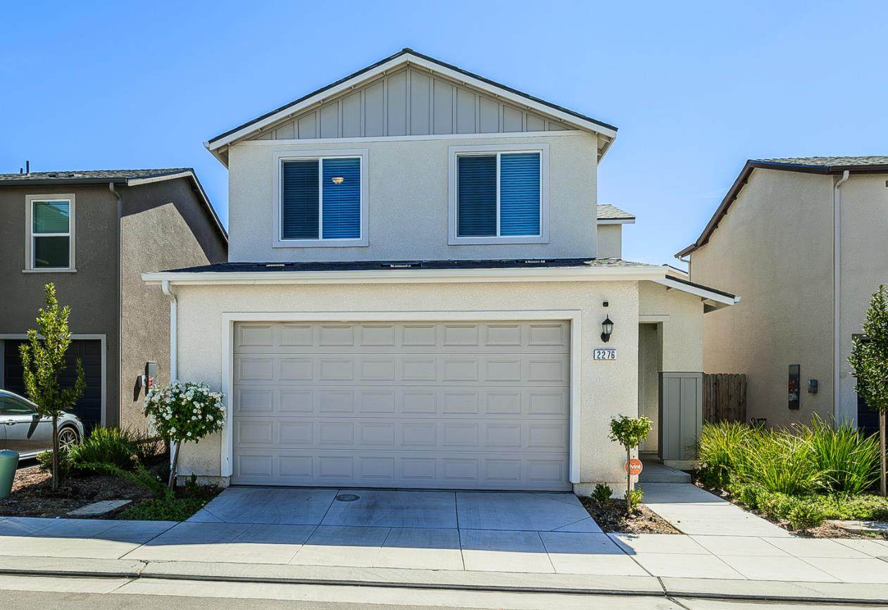 2276 Columbus Drive - Photo 1