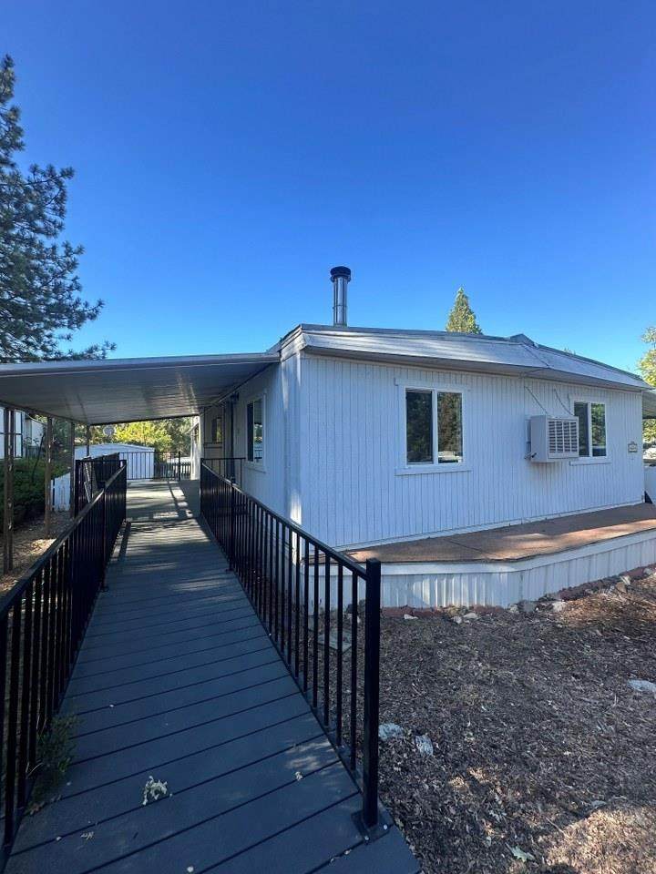 39678 Road 425B - Photo 1