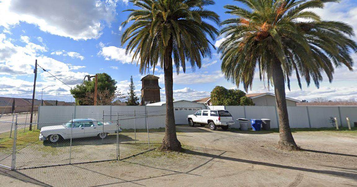 13945 Academy Avenue - Photo 1