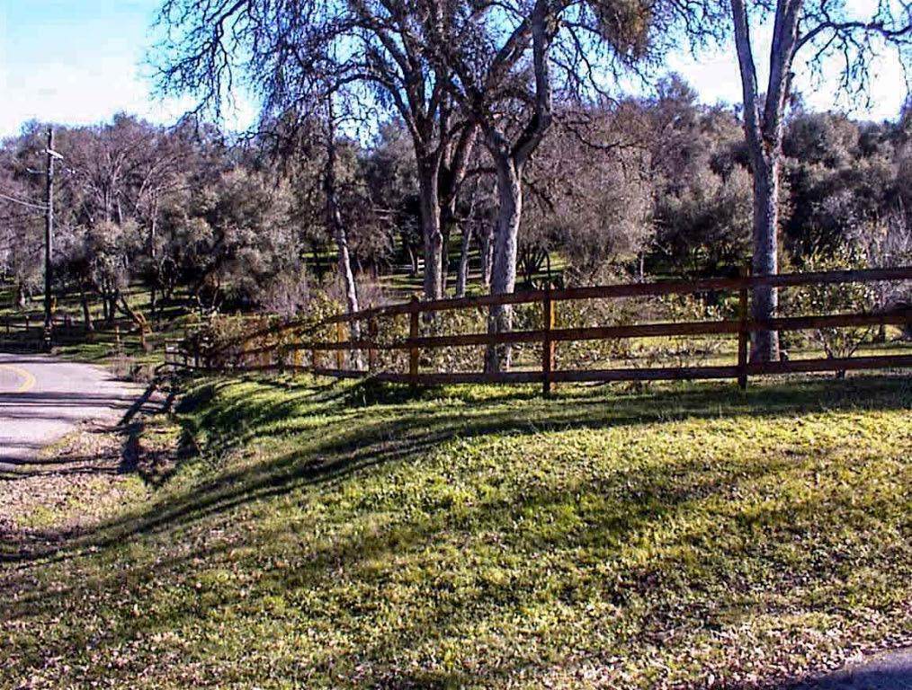 https://bt-photos.global.ssl.fastly.net/fresno/orig_boomver_1_642182-2.jpg