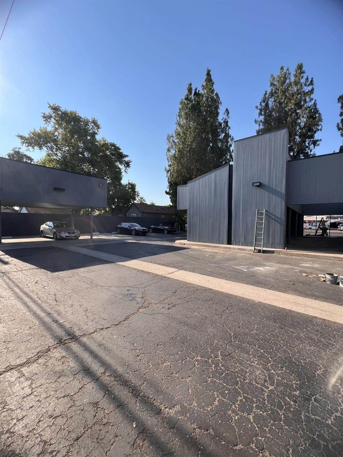 https://bt-photos.global.ssl.fastly.net/fresno/1280_boomver_1_643389-2.jpg