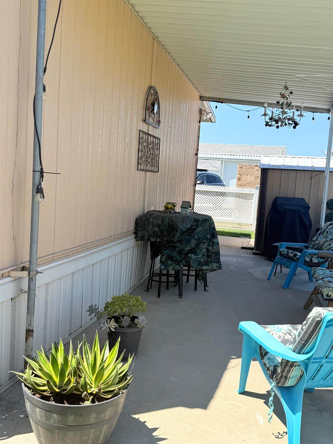 https://bt-photos.global.ssl.fastly.net/fresno/orig_boomver_1_647940-2.jpg