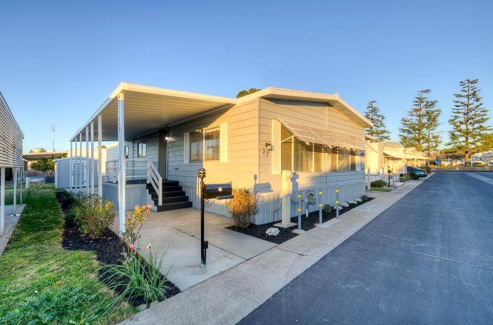 1500 Villa Avenue - Photo 1