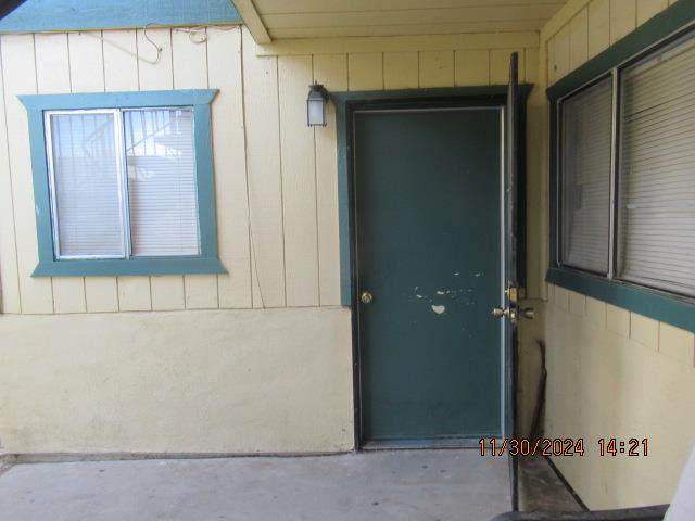520 8th - Photo 1