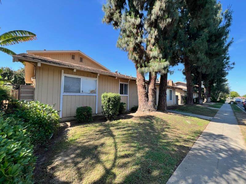 4313 Emerson Avenue - Photo 1