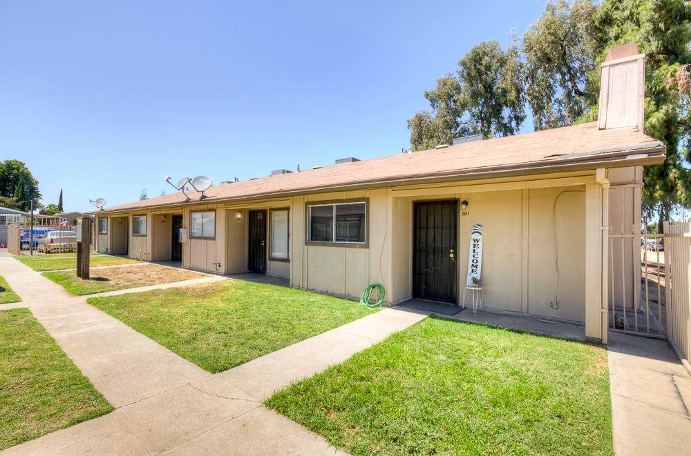 3449 Marks Avenue - Photo 1