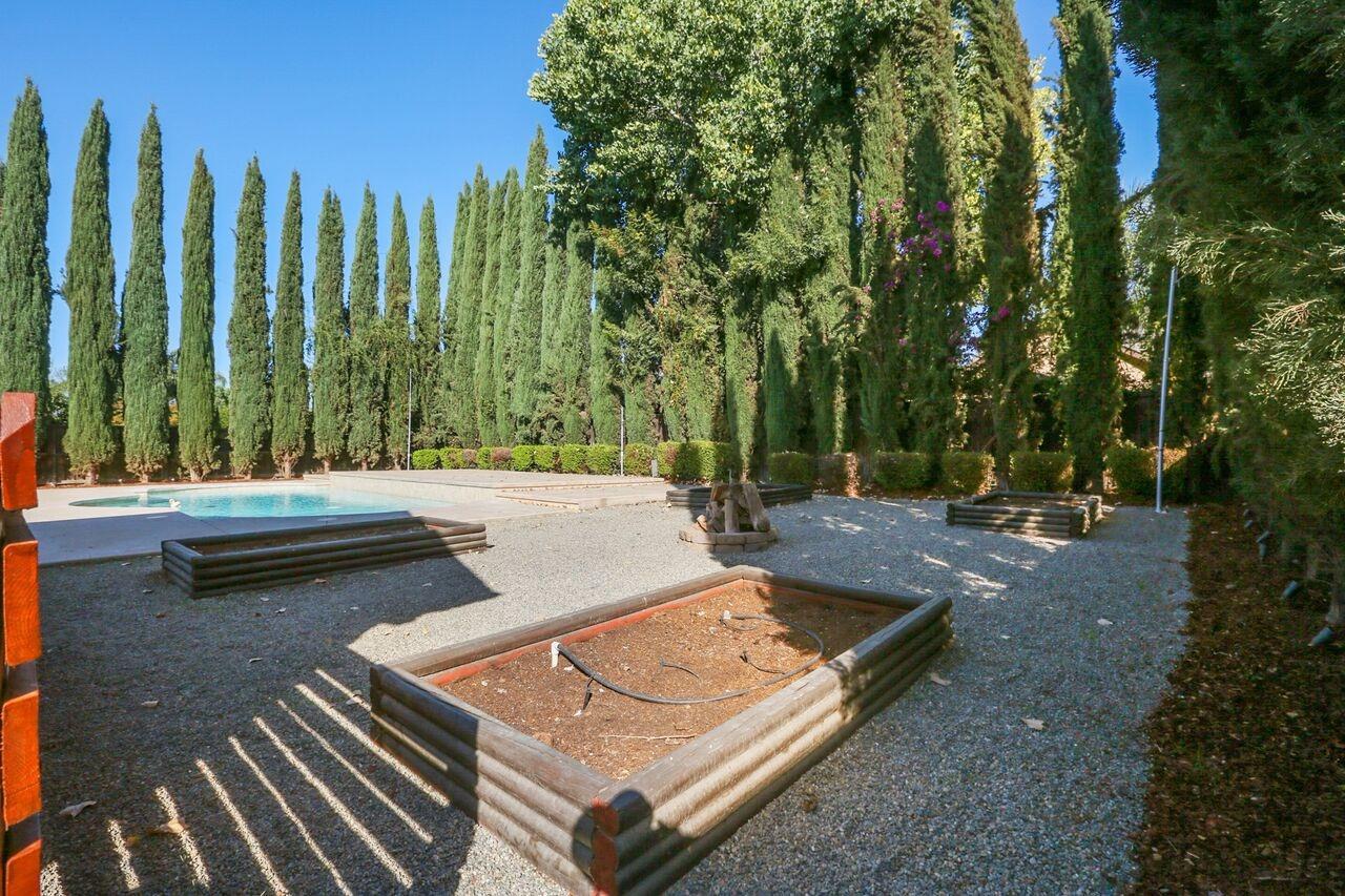 6500 Logan Avenue - Photo 1