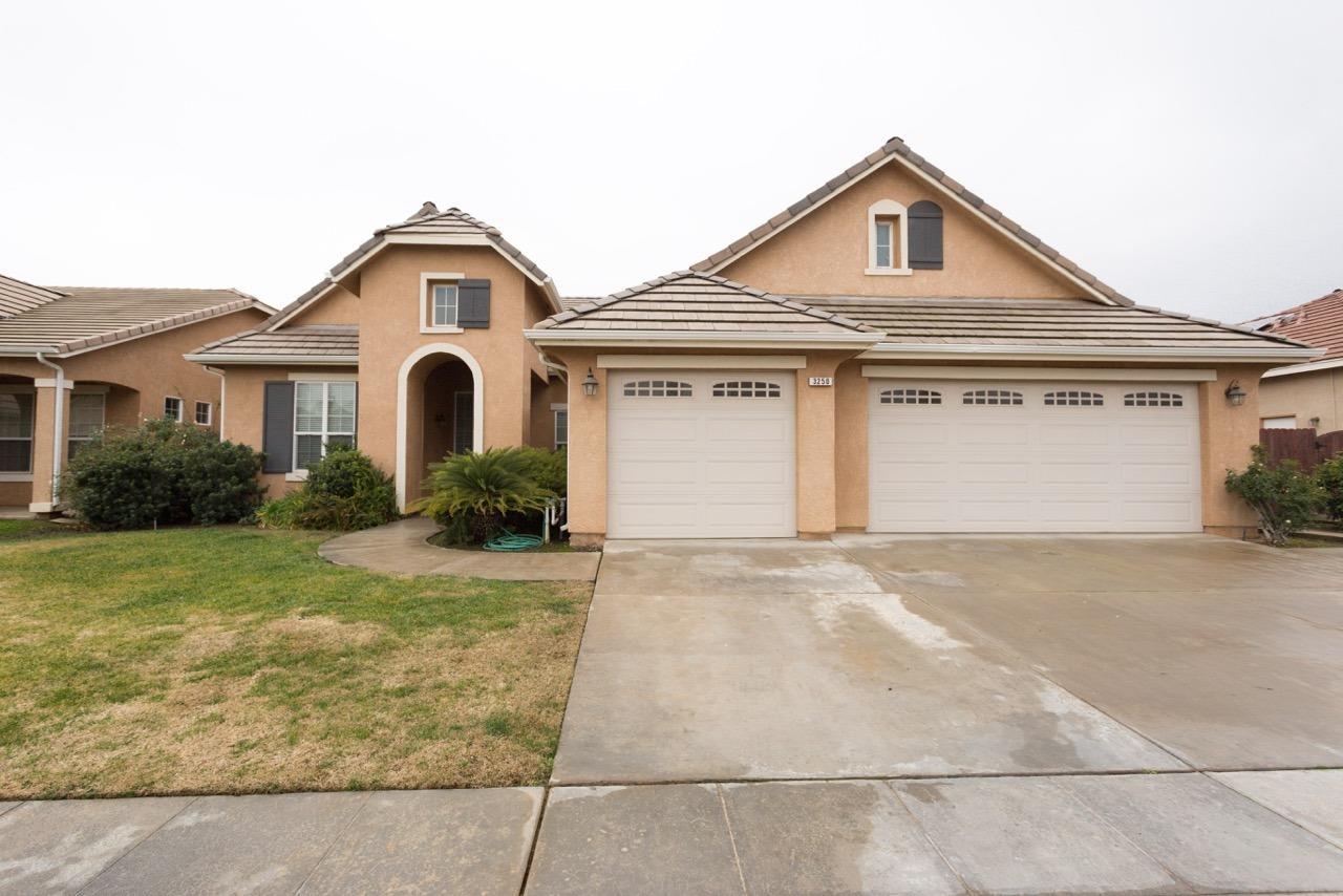 3250 Pico Avenue - Photo 1