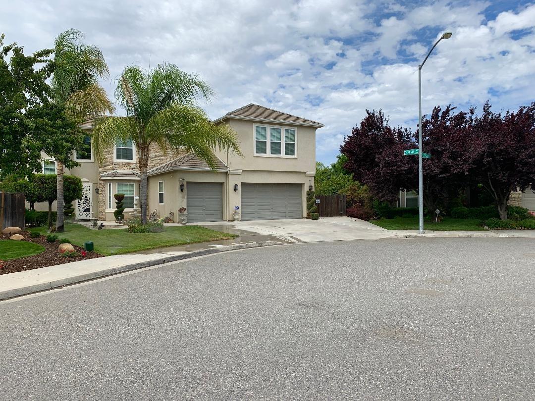 6224 Los Altos Avenue - Photo 1