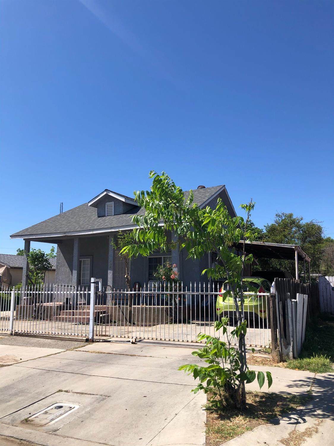 708 B Street - Photo 1