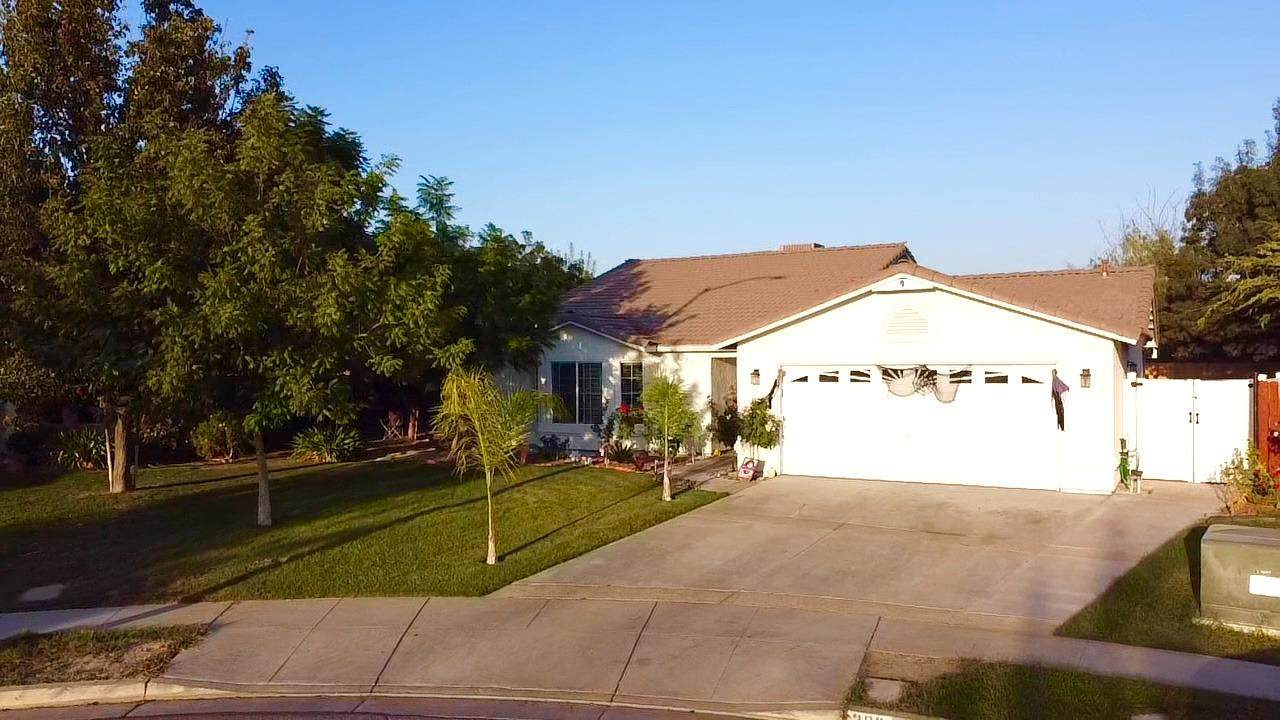 260 Kenneth Avenue - Photo 1