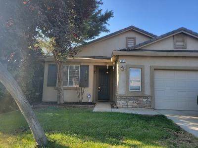 585 Spruce Ct - Photo 1
