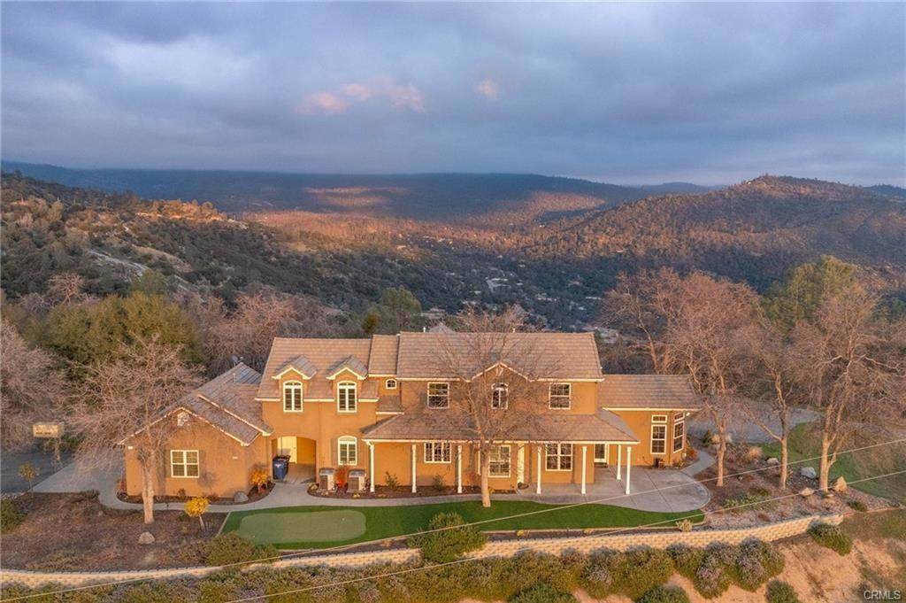42139 Old Yosemite Road - Photo 1