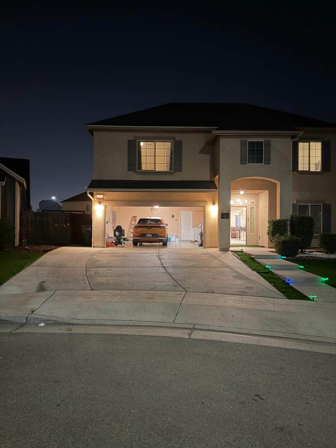https://bt-photos.global.ssl.fastly.net/fresno/orig_boomver_3_640896-2.jpg