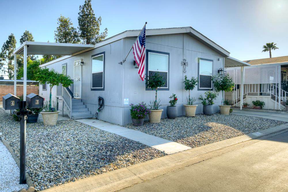 https://bt-photos.global.ssl.fastly.net/fresno/orig_boomver_2_645758-2.jpg