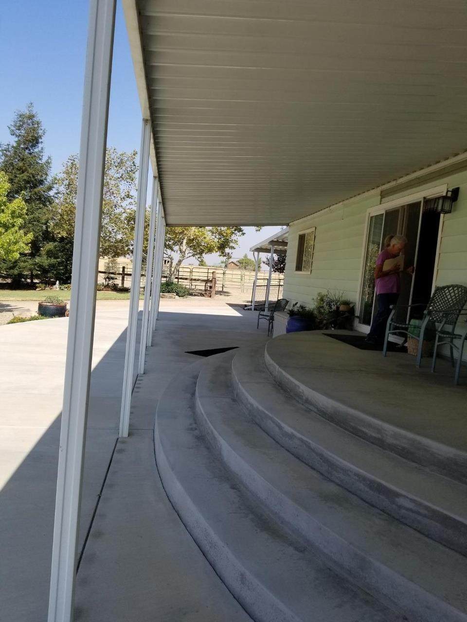 https://bt-photos.global.ssl.fastly.net/fresno/orig_boomver_1_650799-2.jpg