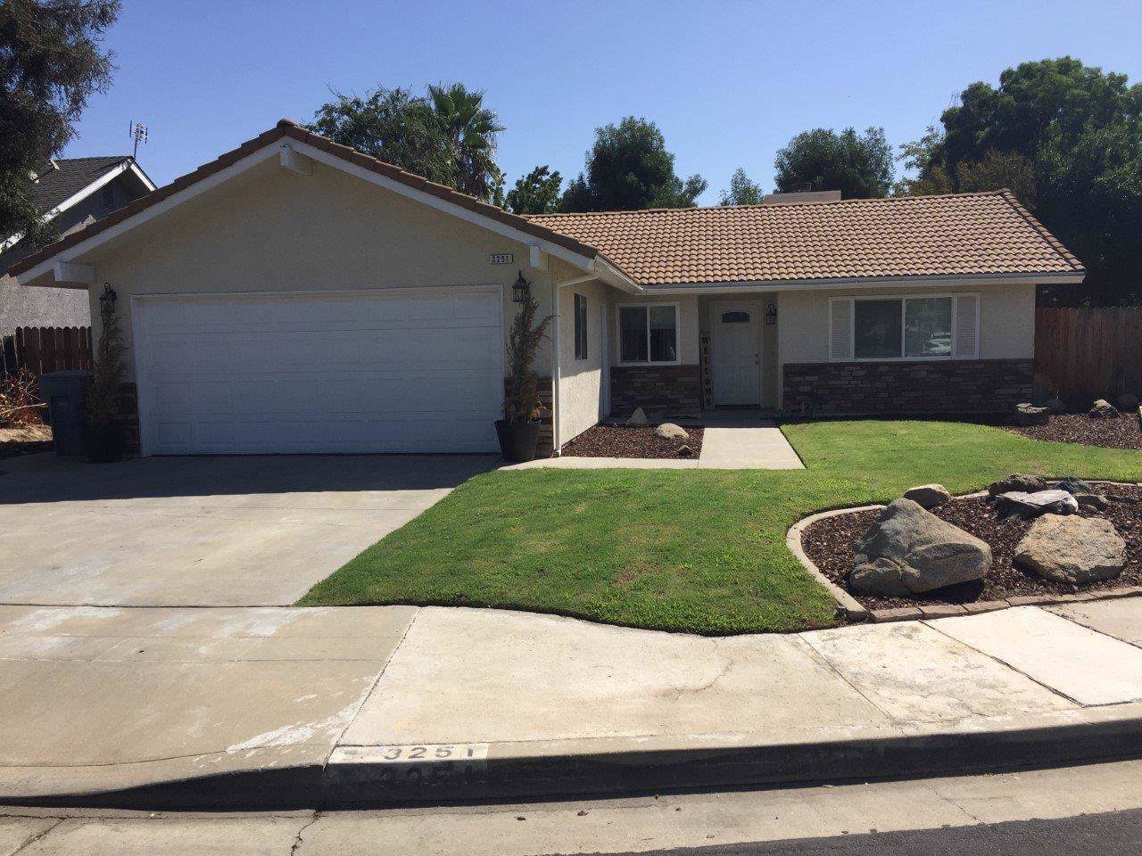 3251 Ezie Avenue - Photo 1