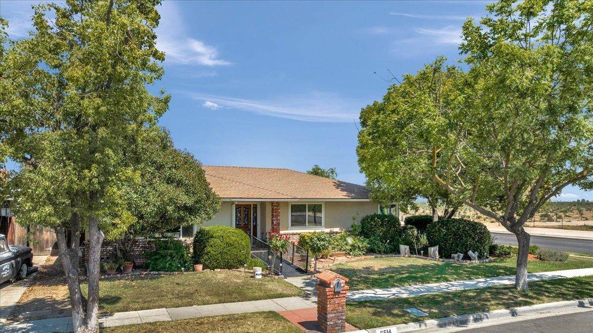 6514 Chance Avenue - Photo 1